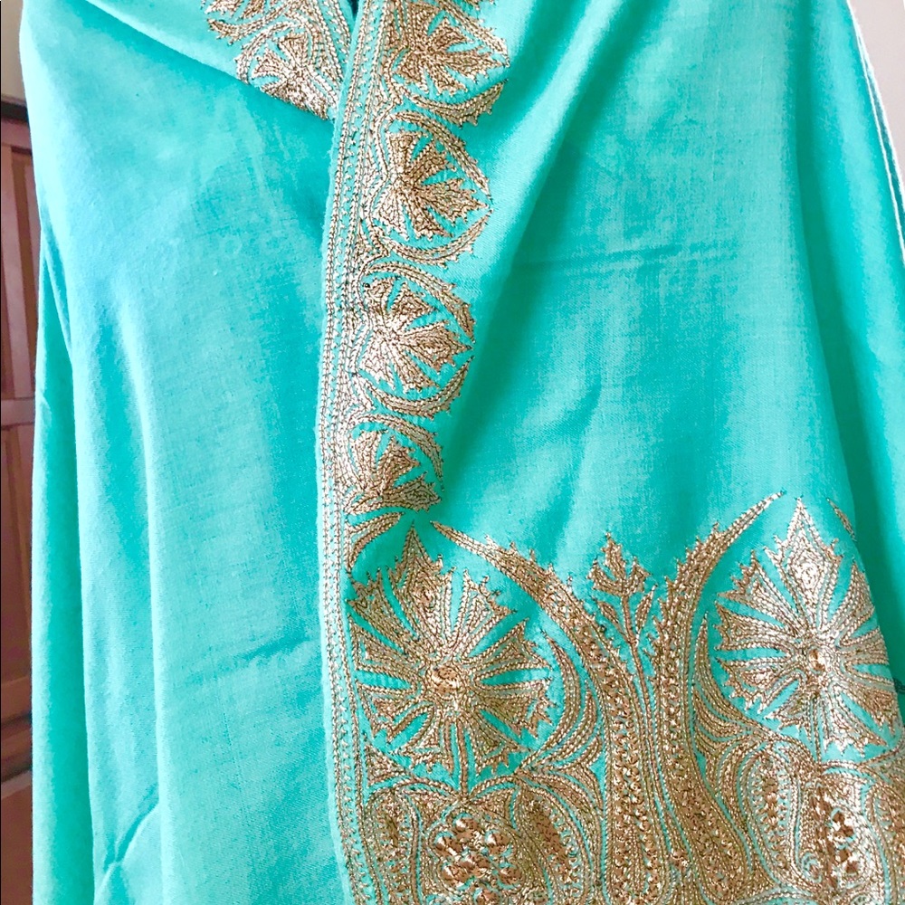Kashmiri pure pashmina shawl